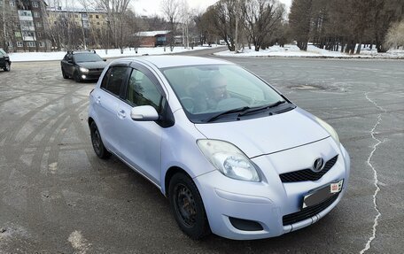 Toyota Vitz, 2008 год, 620 000 рублей, 2 фотография