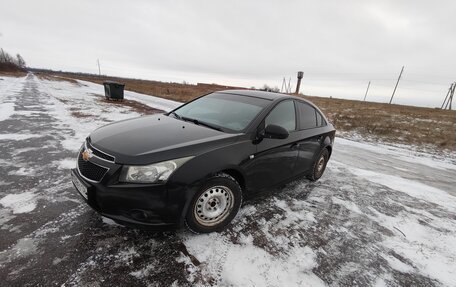 Chevrolet Cruze II, 2011 год, 910 000 рублей, 3 фотография