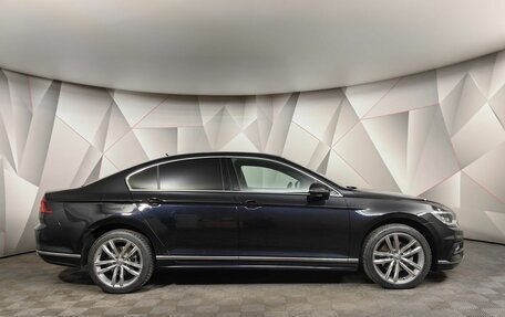 Volkswagen Passat B8 рестайлинг, 2018 год, 2 830 000 рублей, 6 фотография