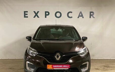 Renault Kaptur I рестайлинг, 2019 год, 1 976 000 рублей, 2 фотография