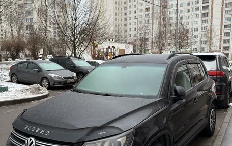 Volkswagen Tiguan I, 2011 год, 900 000 рублей, 2 фотография