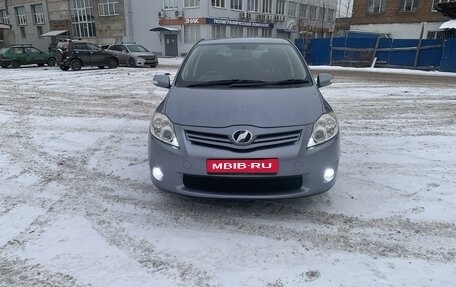 Toyota Auris II, 2010 год, 980 000 рублей, 1 фотография