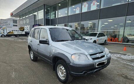 Chevrolet Niva I рестайлинг, 2014 год, 628 000 рублей, 2 фотография