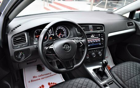 Volkswagen Golf VII, 2018 год, 1 649 000 рублей, 7 фотография