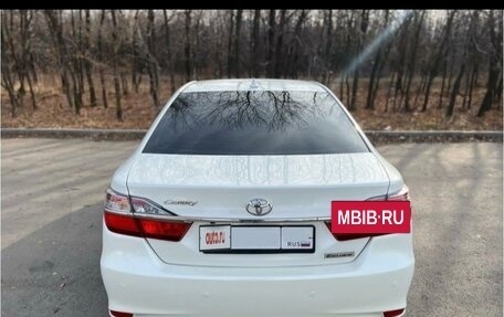 Toyota Camry, 2017 год, 2 600 000 рублей, 5 фотография