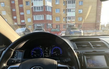 Toyota Camry, 2015 год, 2 450 000 рублей, 8 фотография