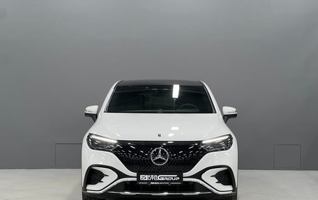 Mercedes-Benz EQE, 2023 год, 9 300 000 рублей, 5 фотография