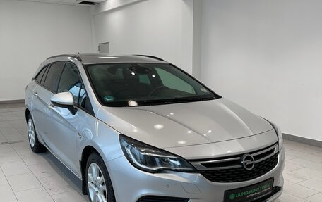 Opel Astra K, 2019 год, 1 540 000 рублей, 3 фотография