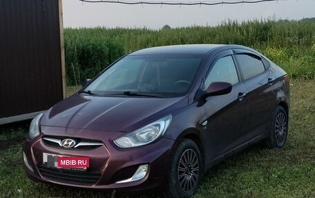 Hyundai Solaris II рестайлинг, 2012 год, 720 000 рублей, 6 фотография