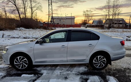 Volkswagen Jetta VI, 2018 год, 1 870 000 рублей, 10 фотография