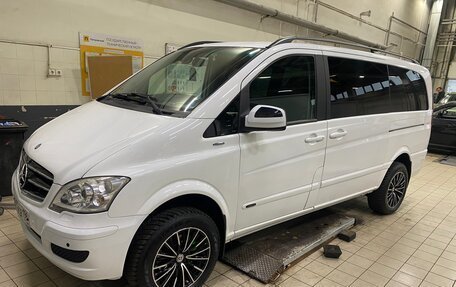 Mercedes-Benz Viano, 2011 год, 2 200 000 рублей, 1 фотография