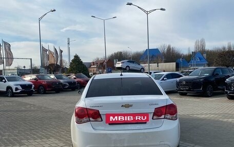 Chevrolet Cruze II, 2010 год, 699 000 рублей, 4 фотография