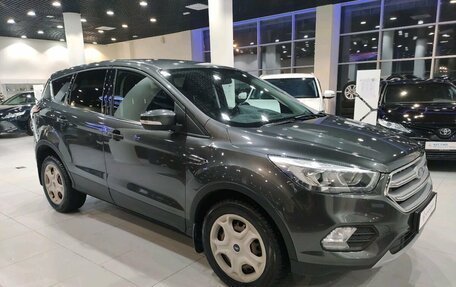 Ford Kuga III, 2019 год, 1 990 000 рублей, 3 фотография