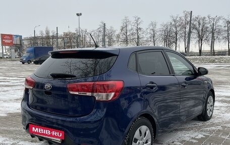 KIA Rio III рестайлинг, 2017 год, 1 000 000 рублей, 8 фотография