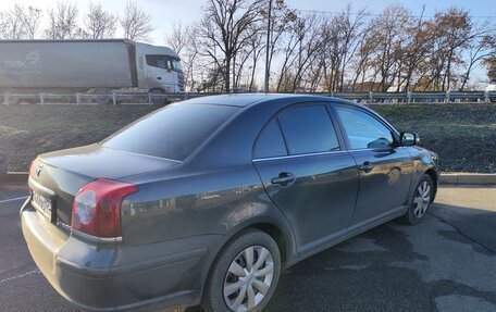 Toyota Avensis III рестайлинг, 2006 год, 880 000 рублей, 5 фотография