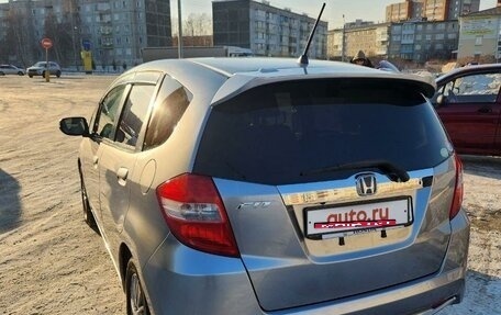 Honda Fit III, 2011 год, 930 000 рублей, 10 фотография