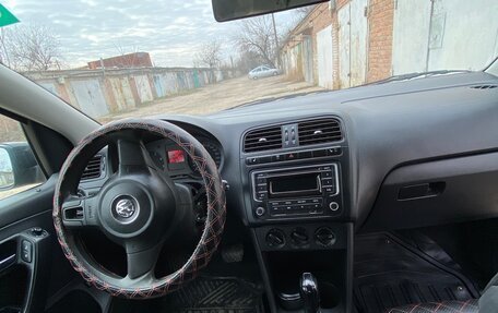 Volkswagen Polo VI (EU Market), 2013 год, 900 000 рублей, 9 фотография