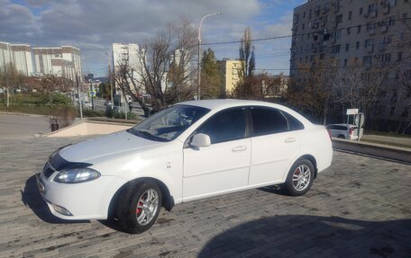 Daewoo Gentra II, 2014 год, 600 000 рублей, 5 фотография