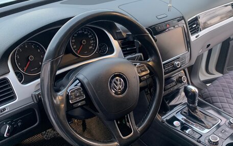 Volkswagen Touareg III, 2012 год, 2 300 000 рублей, 16 фотография