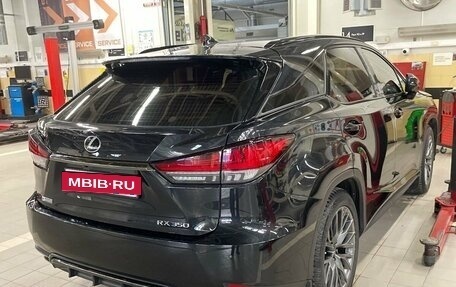 Lexus RX IV рестайлинг, 2020 год, 6 340 000 рублей, 14 фотография