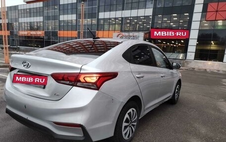 Hyundai Solaris II рестайлинг, 2017 год, 870 000 рублей, 7 фотография