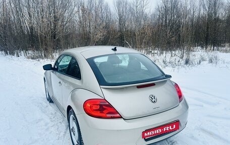 Volkswagen Beetle, 2015 год, 1 890 000 рублей, 8 фотография