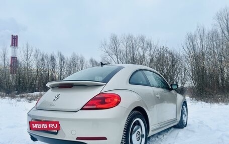 Volkswagen Beetle, 2015 год, 1 890 000 рублей, 7 фотография