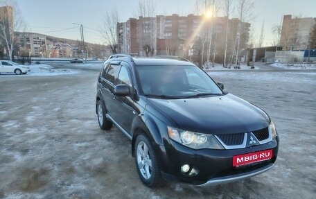 Mitsubishi Outlander III рестайлинг 3, 2007 год, 1 080 000 рублей, 2 фотография