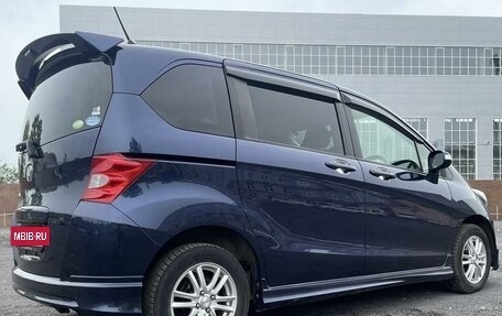 Honda Freed I, 2010 год, 1 200 000 рублей, 6 фотография