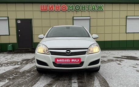 Opel Astra H, 2011 год, 699 999 рублей, 5 фотография