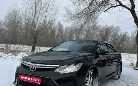 Toyota Camry, 2016 год, 1 880 000 рублей, 3 фотография