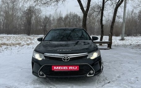 Toyota Camry, 2016 год, 1 880 000 рублей, 2 фотография