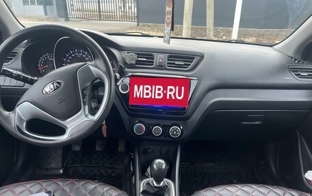 KIA Rio III рестайлинг, 2015 год, 800 000 рублей, 10 фотография