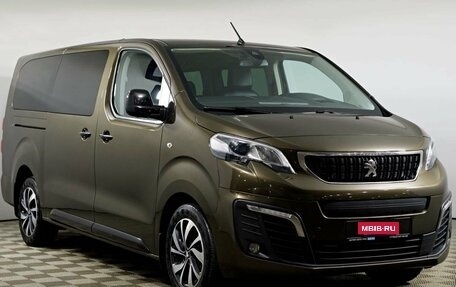 Peugeot Traveller I, 2018 год, 2 898 000 рублей, 3 фотография