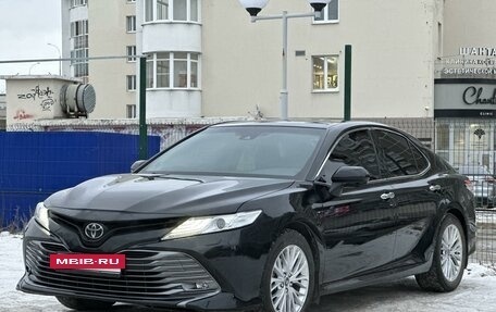 Toyota Camry, 2018 год, 2 800 000 рублей, 2 фотография