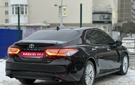 Toyota Camry, 2018 год, 2 800 000 рублей, 5 фотография