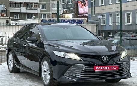 Toyota Camry, 2018 год, 2 800 000 рублей, 7 фотография