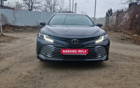 Toyota Camry, 2018 год, 3 300 000 рублей, 7 фотография