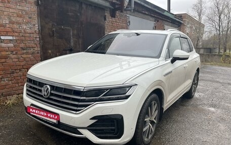 Volkswagen Touareg III, 2019 год, 6 200 000 рублей, 3 фотография