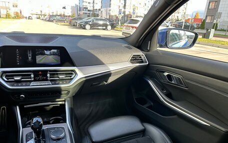 BMW 3 серия, 2019 год, 4 150 000 рублей, 17 фотография