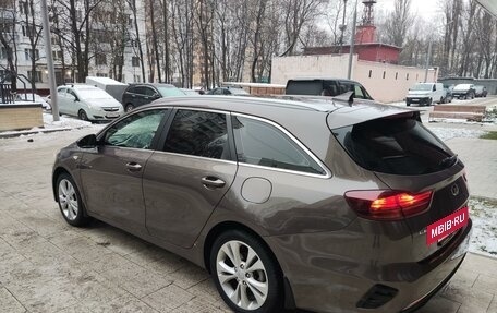 KIA cee'd III, 2019 год, 1 800 000 рублей, 9 фотография