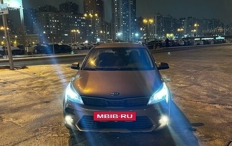 KIA Rio IV, 2020 год, 2 075 000 рублей, 2 фотография