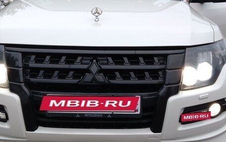 Mitsubishi Pajero IV, 2019 год, 4 300 000 рублей, 39 фотография