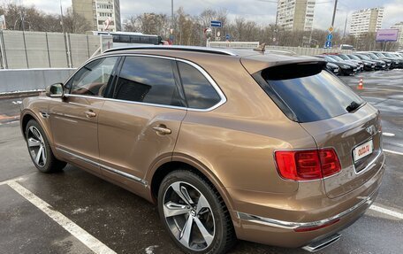 Bentley Bentayga I, 2016 год, 13 300 000 рублей, 2 фотография