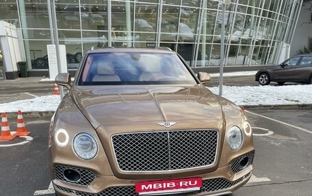 Bentley Bentayga I, 2016 год, 13 300 000 рублей, 4 фотография