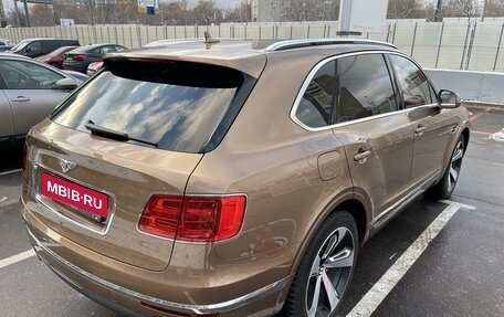 Bentley Bentayga I, 2016 год, 13 300 000 рублей, 5 фотография