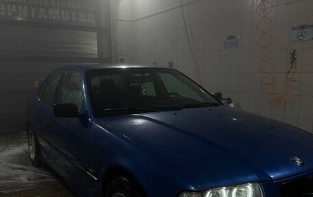 BMW 3 серия, 1993 год, 210 000 рублей, 3 фотография