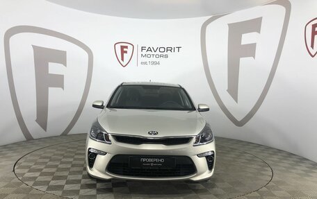 KIA Rio IV, 2019 год, 1 605 000 рублей, 2 фотография