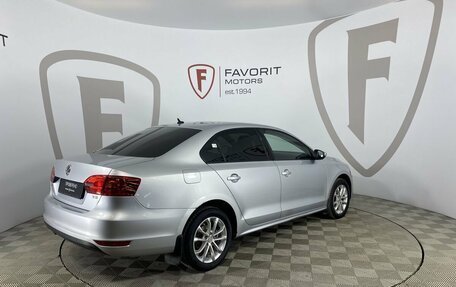 Volkswagen Jetta VI, 2014 год, 990 000 рублей, 6 фотография