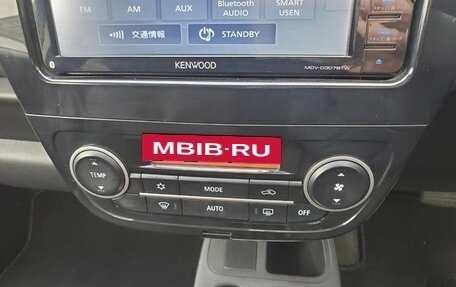 Mitsubishi Mirage VI рестайлинг, 2012 год, 550 000 рублей, 14 фотография